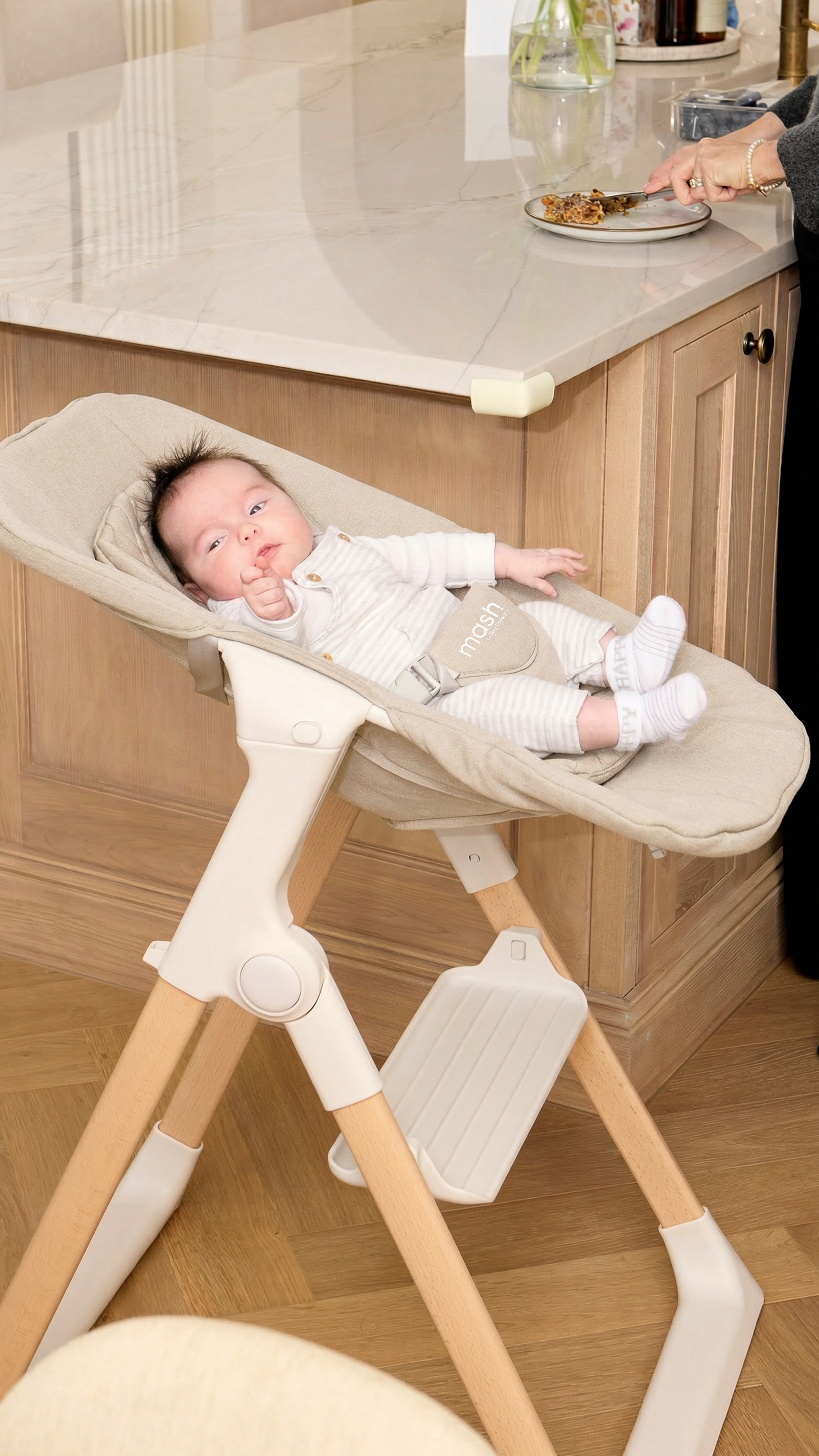 Mash High Chair Bundle - White