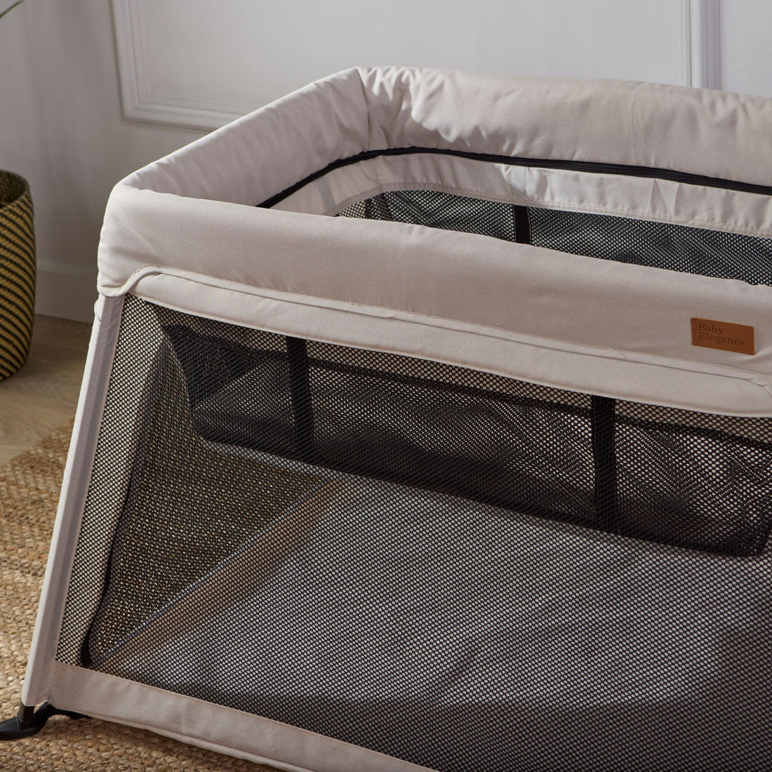 Air2 Travel Cot